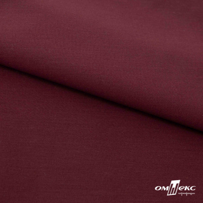 Ткань сорочечная стрейч 19-1528, 115 гр/м2, шир.150см, цвет бордо - купить в Альметьевске. Цена 307.75 руб.